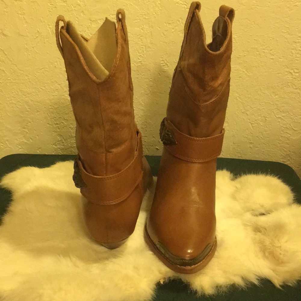 Clicks Boots Leather Light Brown NEW Women Size 5 1/2  all seasons & occasions - Picture 5 of 7